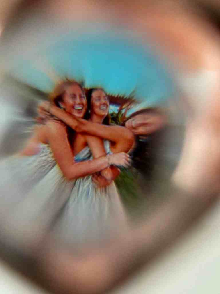 necklace with photo inside review