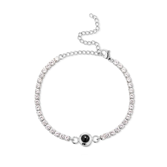 tennis-bracelet-with-hidden-photo-inside