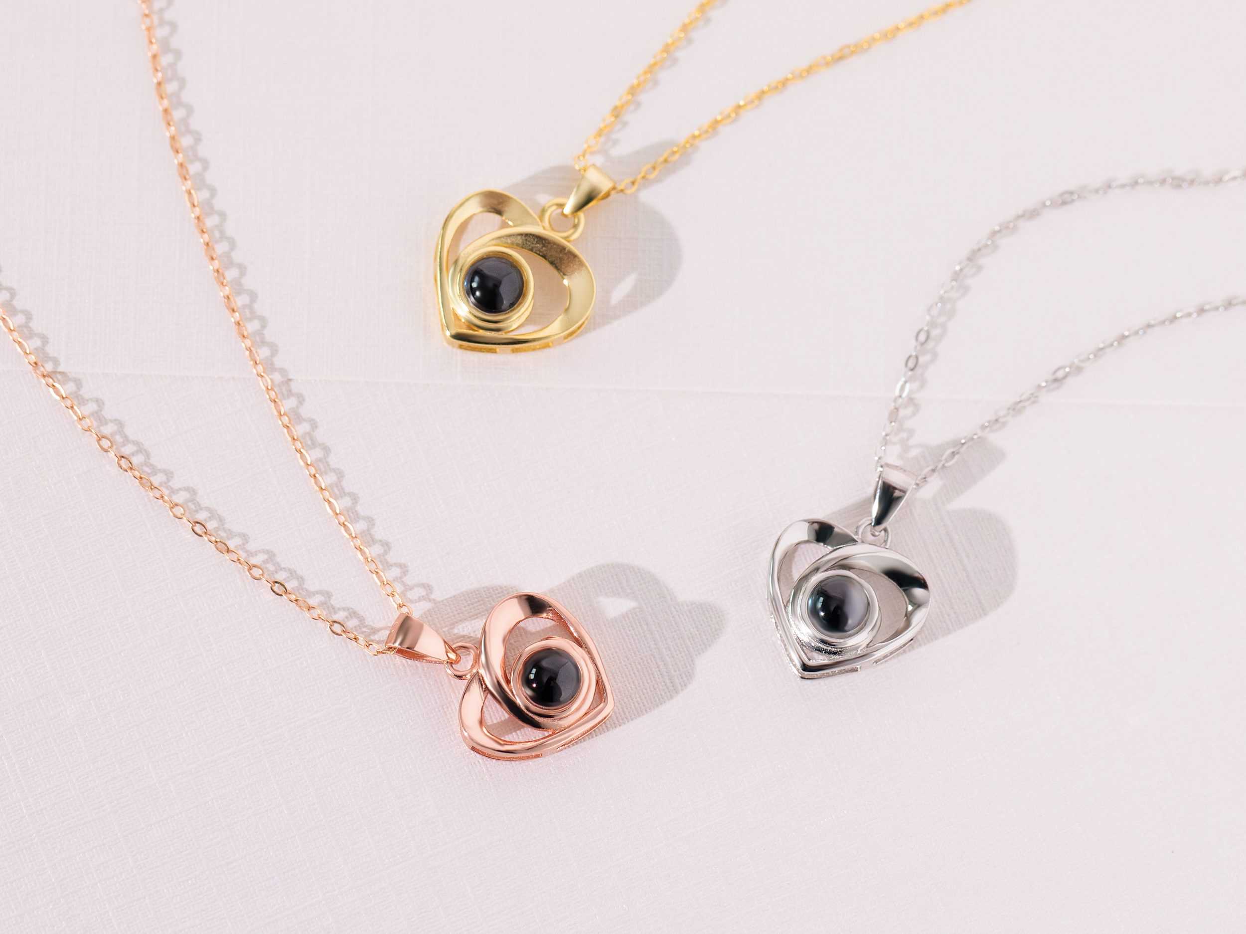 Personalised-photo-necklace