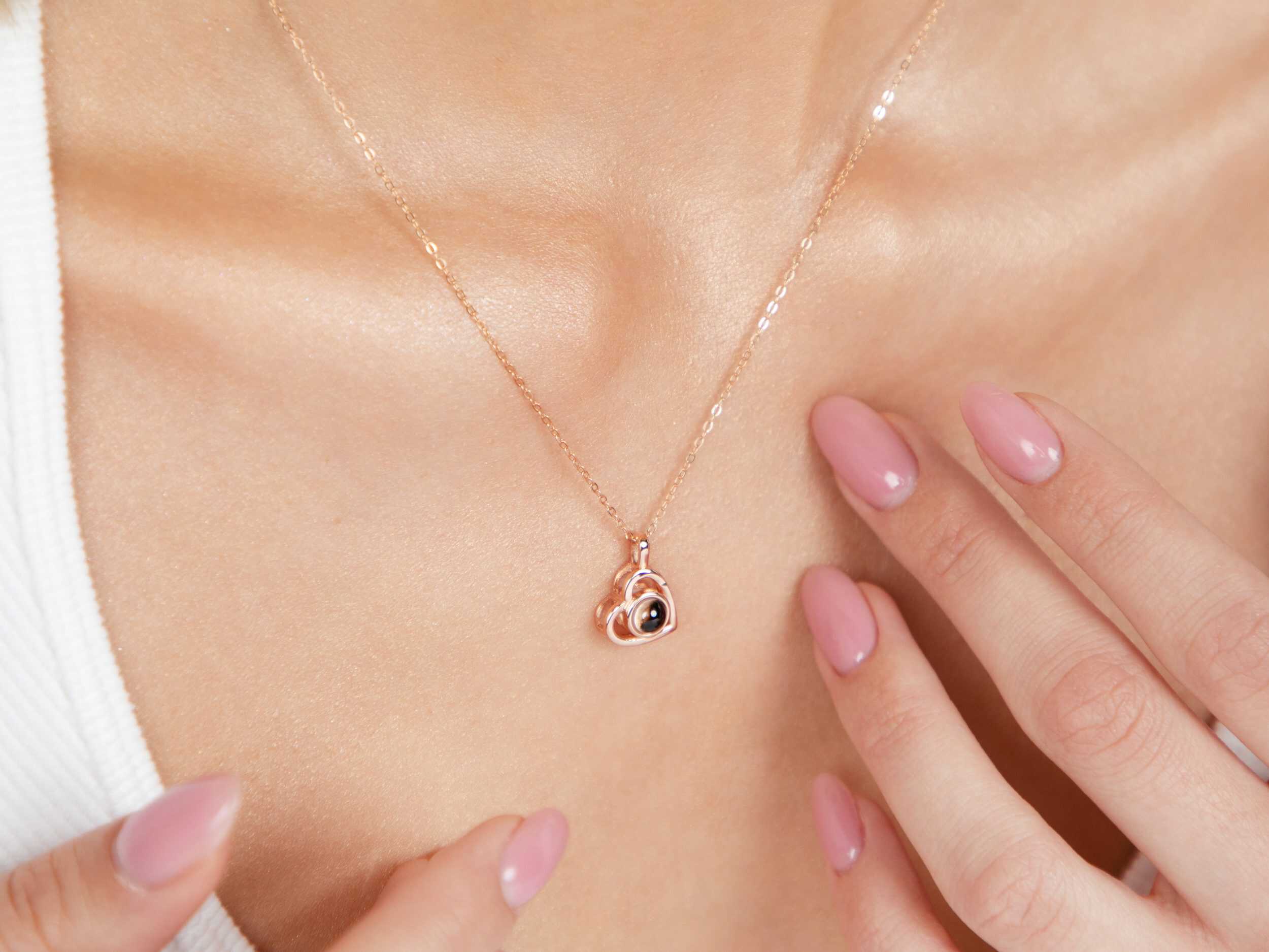 rose-gold-necklace-with-photo-inside