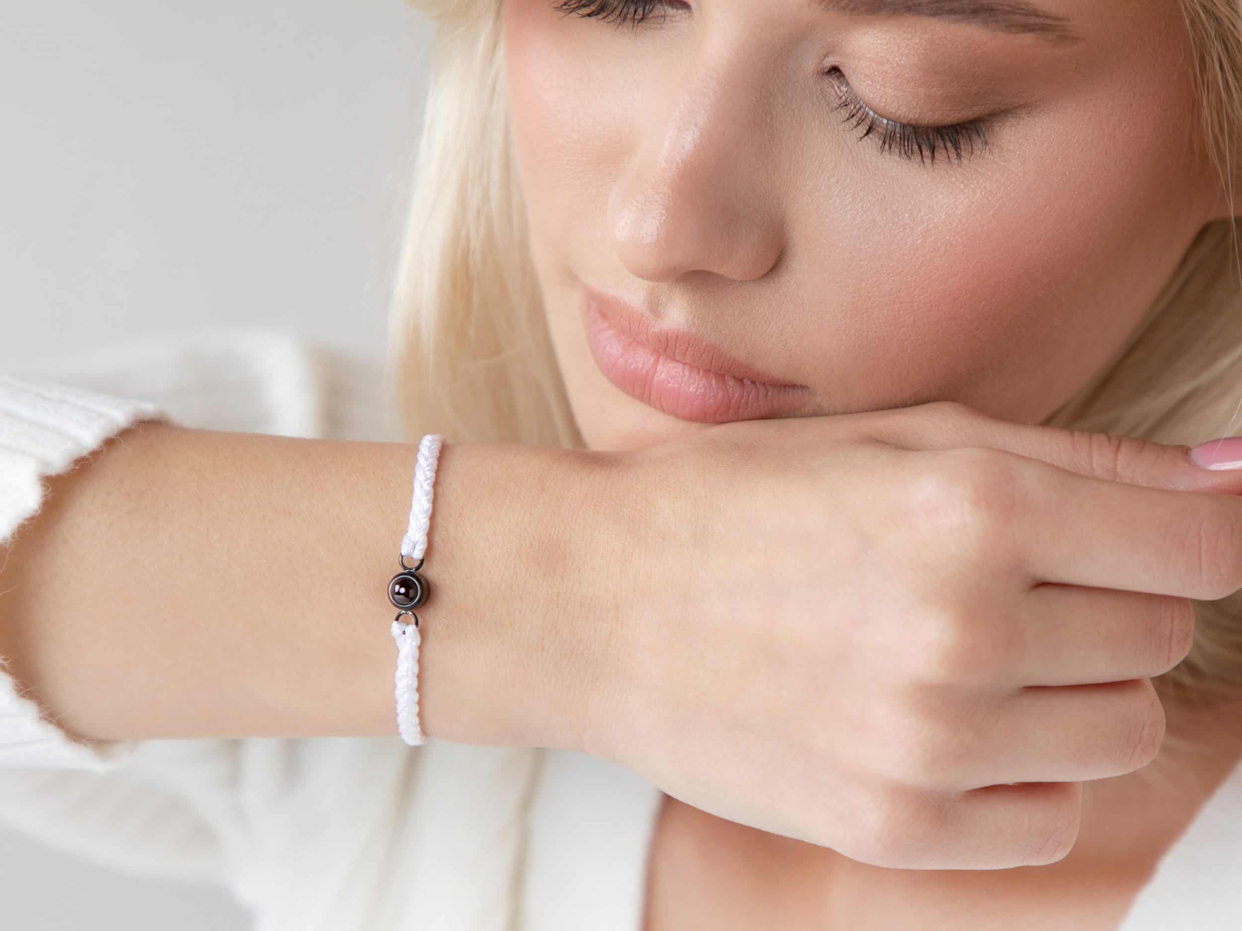 black-white-bracelet-with-photo-inside