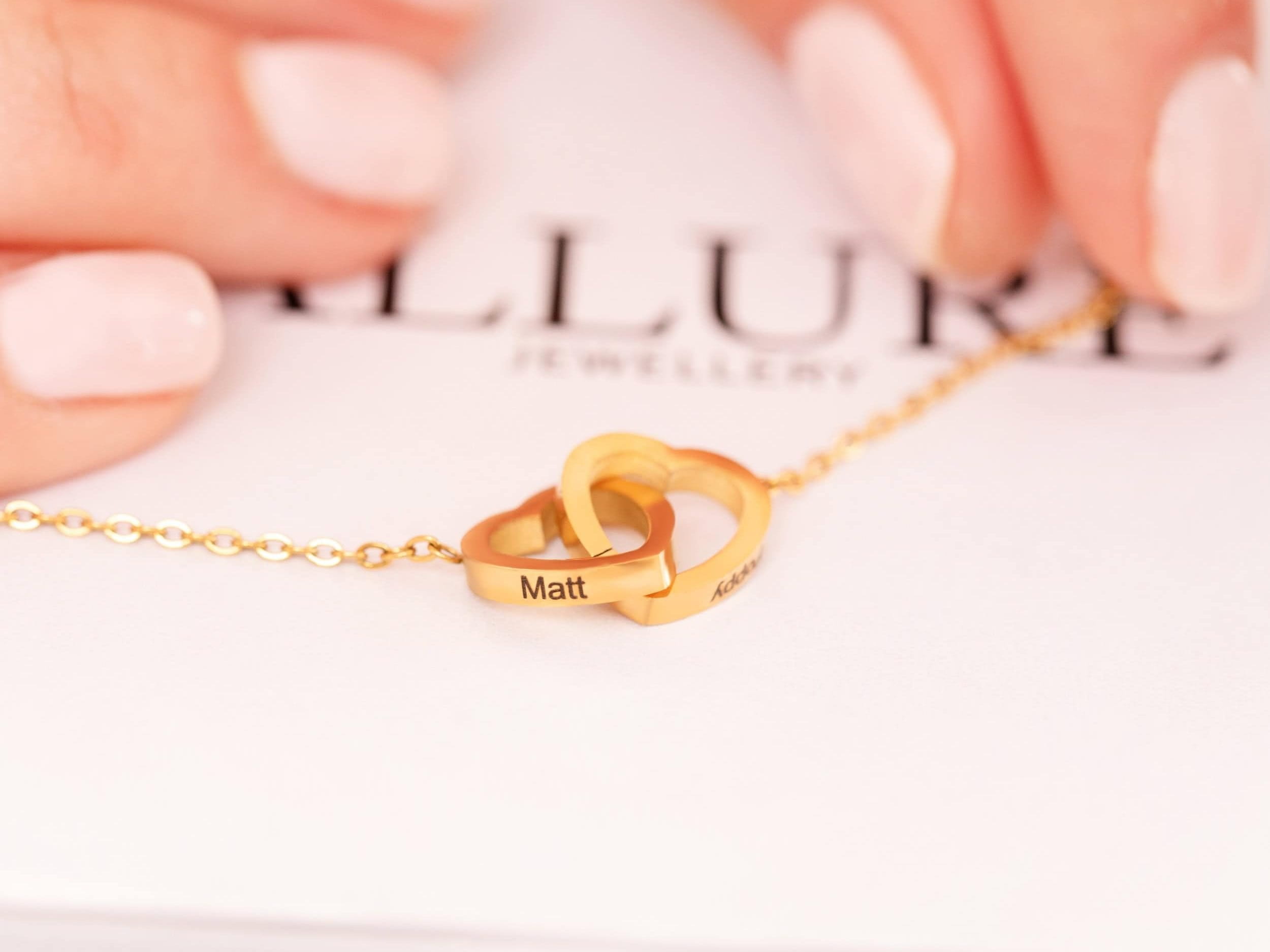 Gold engraved necklace