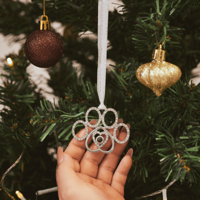 paw-print-photo-ornament